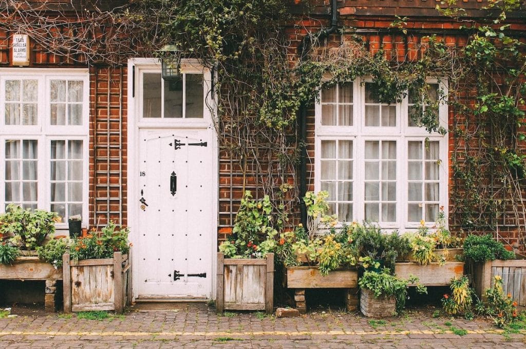 self check-in airbnb