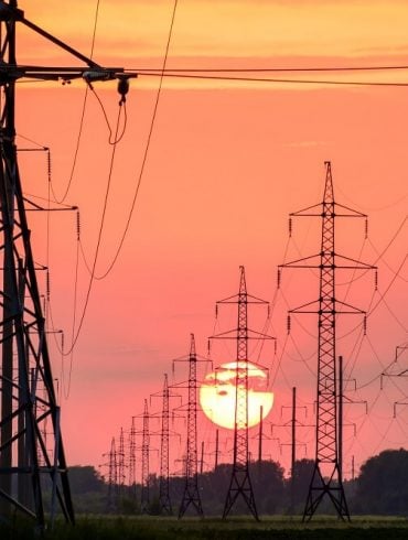 ¿Cómo afecta la nueva tarifa de la luz a tu alquiler vacacional?
