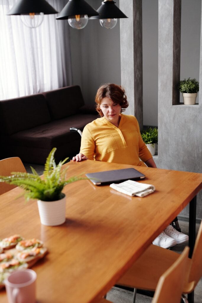 Muss meine Ferienwohnungswebsite barrierefrei sein? Das BFSG für Gastgeber erklärt