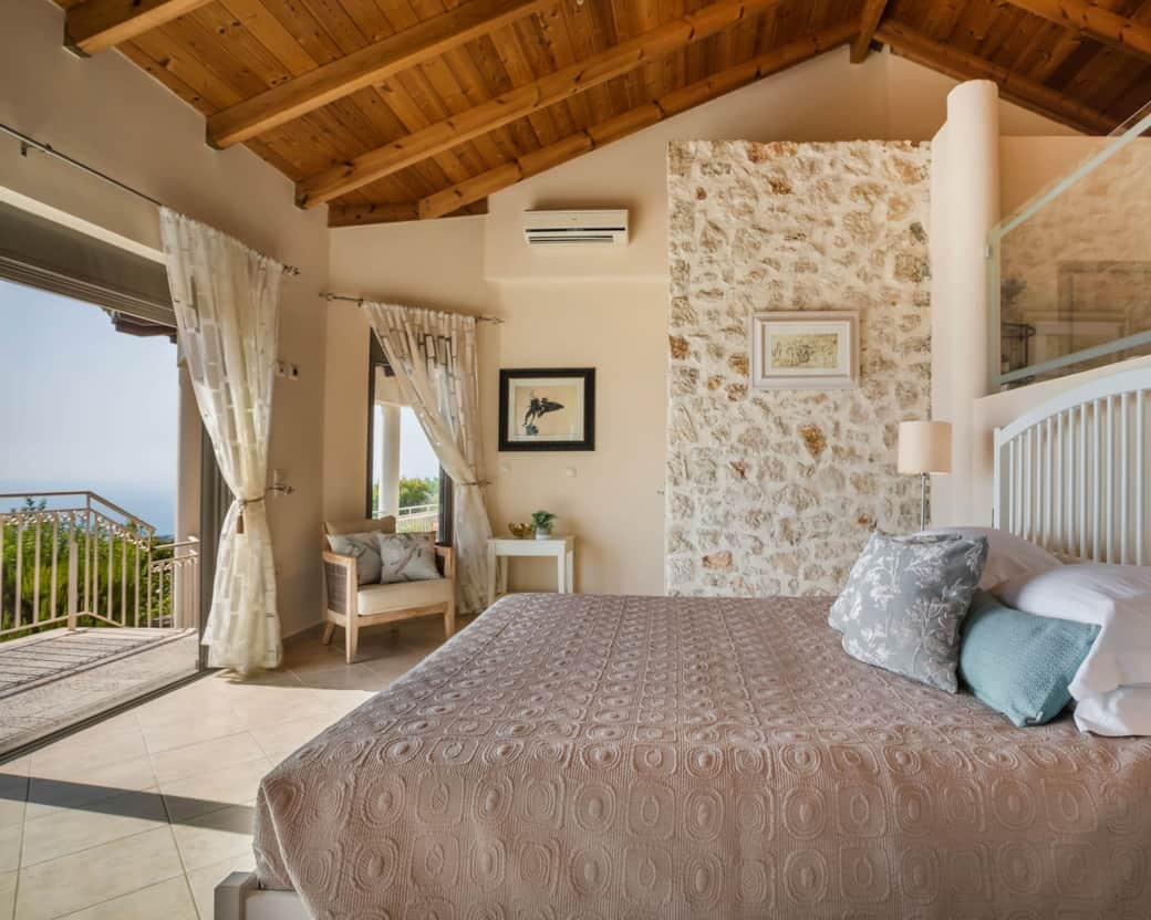 villa eros bedroom